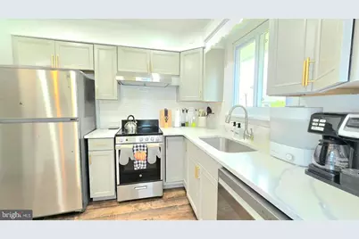 99 Springfield Road, Aldan, PA 19018 - Photo 6