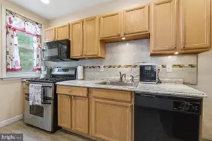 3828 Crest Rd, Drexel Hill, PA 19026 - Photo 10