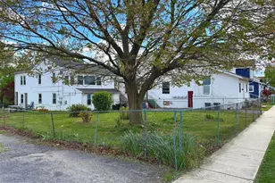 217 White, Linwood, PA 19061 - Photo 4