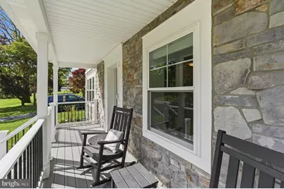 732 Oak Way, Havertown, PA 19083 - Photo 2