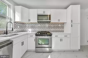 921 Pitman Ave, Darby, PA 19023 - Photo 4