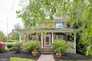 2398 Hollis Rd, Havertown, PA 19083 - Photo 2