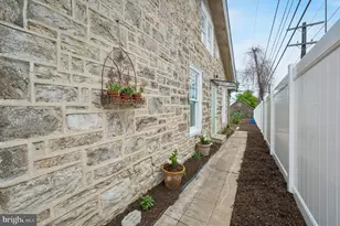 2456 Hillcrest Rd, Drexel Hill, PA 19026 - Photo 64