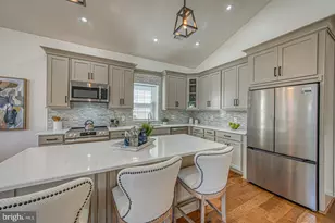 117 Washington Ave, Upper Chichester, PA 19014 - Photo 14
