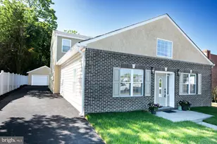 117 Washington Ave, Upper Chichester, PA 19014 - Photo 2