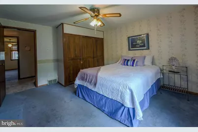 1075 Brookwood Lane, Glenolden, PA 19036 - Photo 18