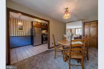 1075 Brookwood Lane, Glenolden, PA 19036 - Photo 12