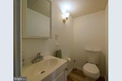 1075 Brookwood Lane, Glenolden, PA 19036 - Photo 32