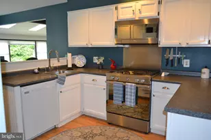 216 County Claire Ln, Aston, PA 19014 - Photo 18