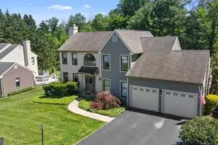 216 County Claire Ln, Aston, PA 19014 - Photo 6
