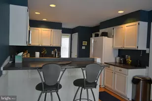 216 County Claire Ln, Aston, PA 19014 - Photo 28
