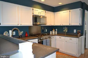 216 County Claire Ln, Aston, PA 19014 - Photo 20