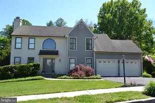 216 County Claire Ln, Aston, PA 19014 - Photo 2