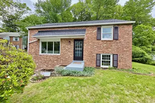 7 Laurel Ln, Media, PA 19063 - Photo 2