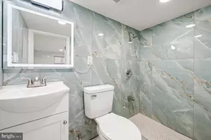 238 Heather Rd, Upper Darby, PA 19082 - Photo 22