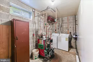 1359 Peach St, Upper Chichester, PA 19061 - Photo 32