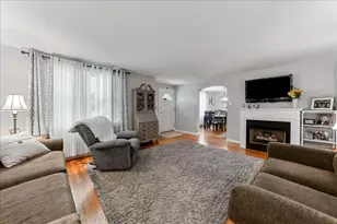 345 Holt Ln, Springfield, PA 19064 - Photo 4