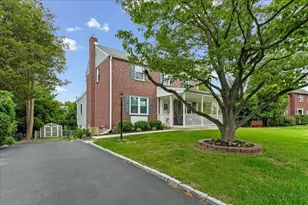 345 Holt Ln, Springfield, PA 19064 - Photo 34