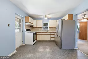 1838 Shallcross Ave, Folcroft, PA 19032 - Photo 10