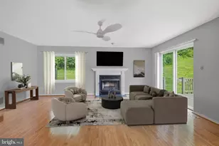 306 S Point Dr, Chadds Ford, PA 19317 - Photo 8