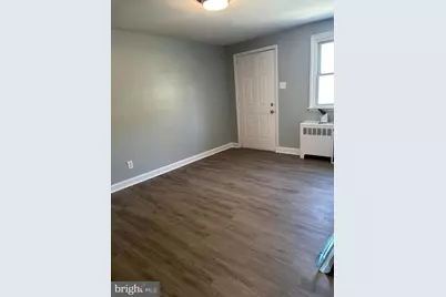 526 S 69th Street, Upper Darby, PA 19082 - Photo 2