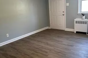 526 S 69th St, Upper Darby, PA 19082 - Photo 2