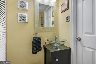 5200 Hilltop Dr, Brookhaven, PA 19015 - Photo 8
