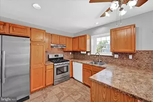621 Kenney Ln, Brookhaven, PA 19015 - Photo 14