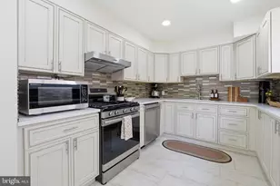 1435 Windsor Park Ln, Havertown, PA 19083 - Photo 12