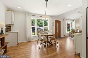 1435 Windsor Park Ln, Havertown, PA 19083 - Photo 8