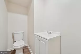 1016 Potter St, Chester, PA 19013 - Photo 6