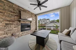 224 Avalon Dr, Media, PA 19063 - Photo 14