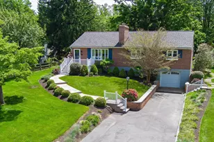 272 Overbrook Dr, Newtown Square, PA 19073 - Photo 1