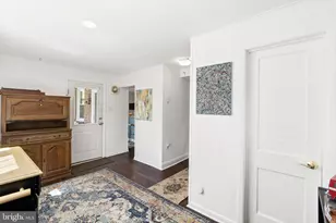 403 Walnut Hill Ln, Havertown, PA 19083 - Photo 16