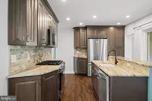 403 Walnut Hill Ln, Havertown, PA 19083 - Photo 12