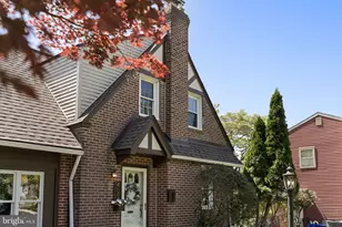 403 Walnut Hill Ln, Havertown, PA 19083 - Photo 2