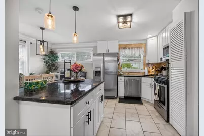 1123 Wynnbrook Road, Secane, PA 19018 - Photo 4
