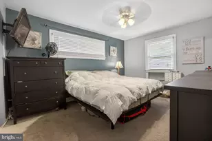 1123 Wynnbrook Rd, Secane, PA 19018 - Photo 6