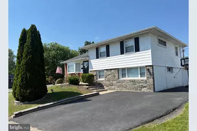 1123 Wynnbrook Road, Secane, PA 19018 - Photo 2