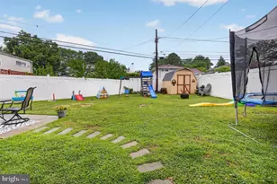 1123 Wynnbrook Rd, Secane, PA 19018 - Photo 12