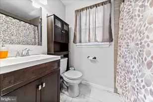 1109 Brookwood Ln, Secane, PA 19018 - Photo 20