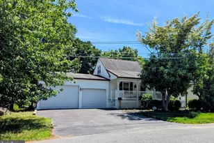 903 Galbraith Ave, Upper Chichester, PA 19061 - Photo 1