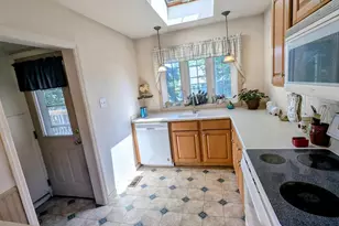 903 Galbraith Ave, Upper Chichester, PA 19061 - Photo 14