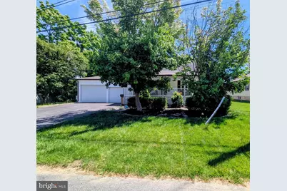 903 Galbraith Avenue, Upper Chichester, PA 19061 - Photo 2
