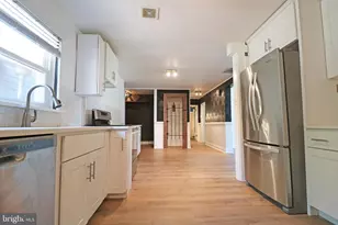 2205 Mary Ln, Broomall, PA 19008 - Photo 10