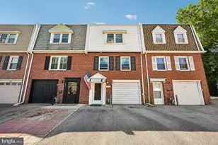 425 Arlington Ave, Upper Darby, PA 19082 - Photo 1