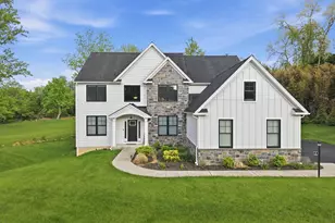 7 Overfield Ln, Glen Mills, PA 19342 - Photo 1