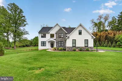 7 Overfield Lane, Glen Mills, PA 19342 - Photo 2