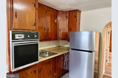 808 Macdade Boulevard #1ST FL REAR, Folsom, PA 19033 - Photo 6