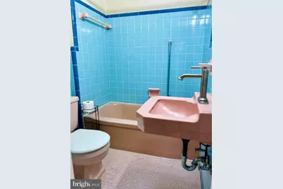 808 Macdade Boulevard #1ST FL REAR, Folsom, PA 19033 - Photo 16